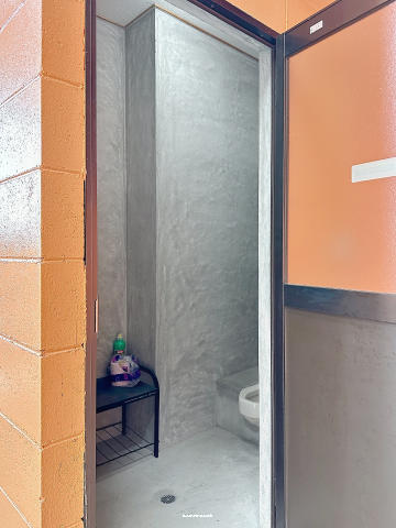 倉庫 和式トイレ