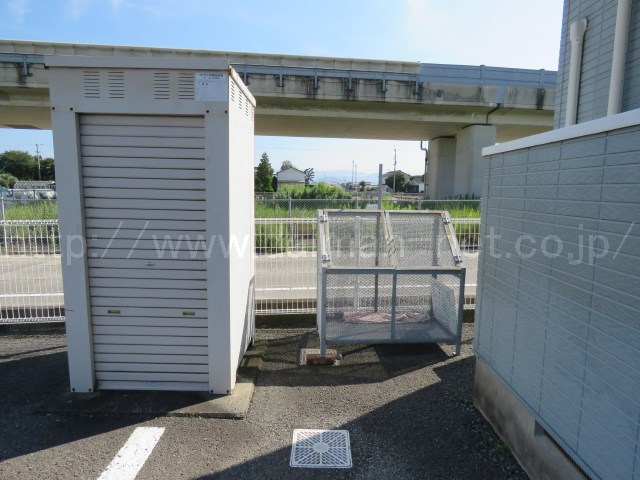 ゴミ出し場