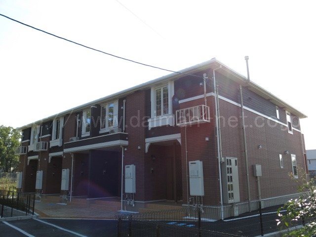 外観（玄関側）