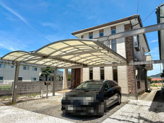 外観、駐車場