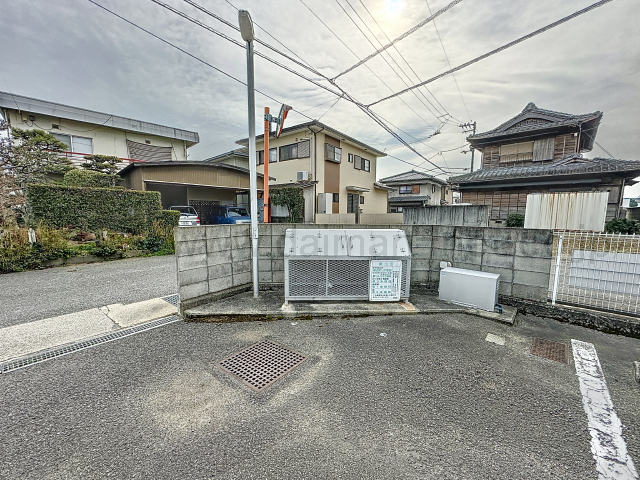 ゴミ出し場